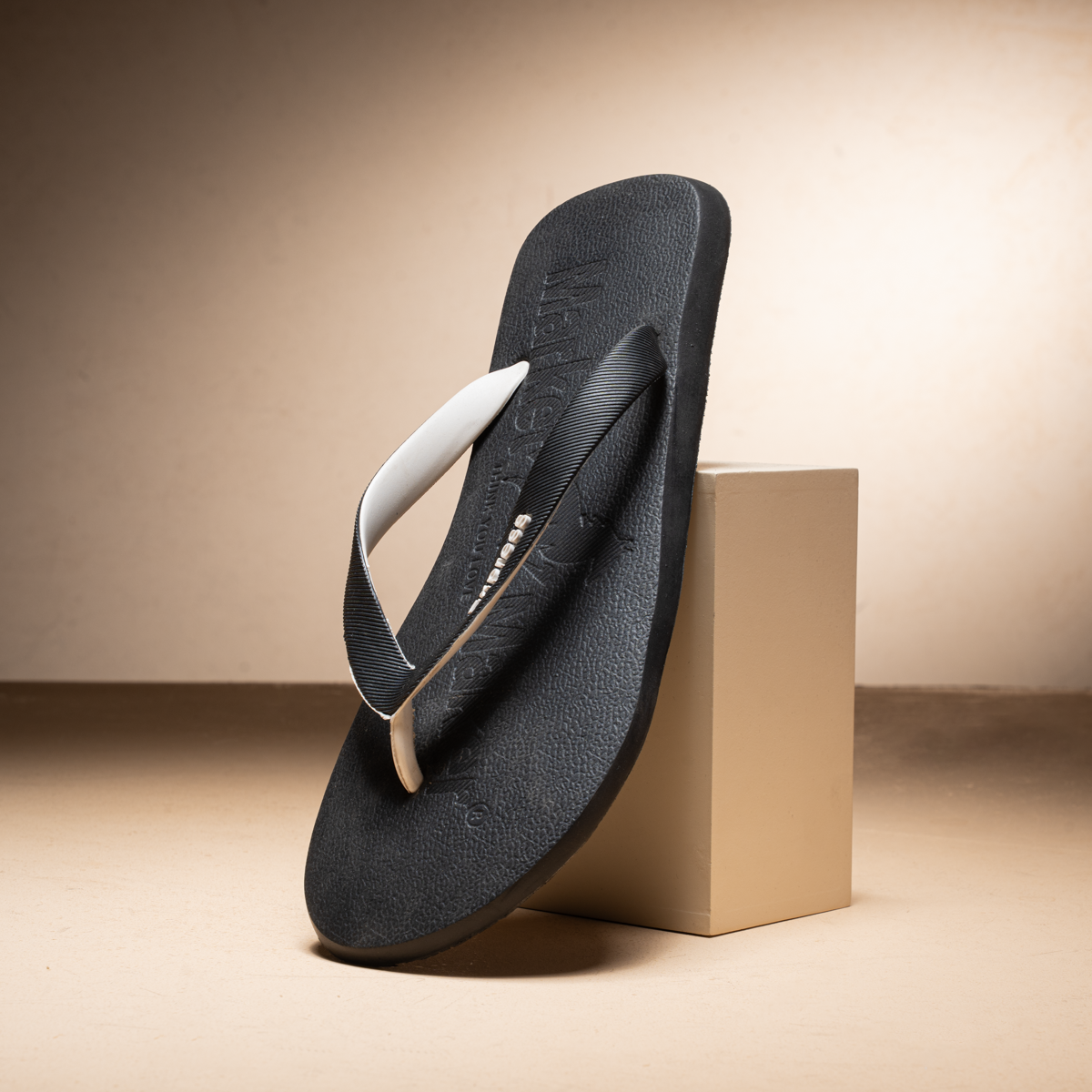 Multi Color Slipper ( مخزن 17 )