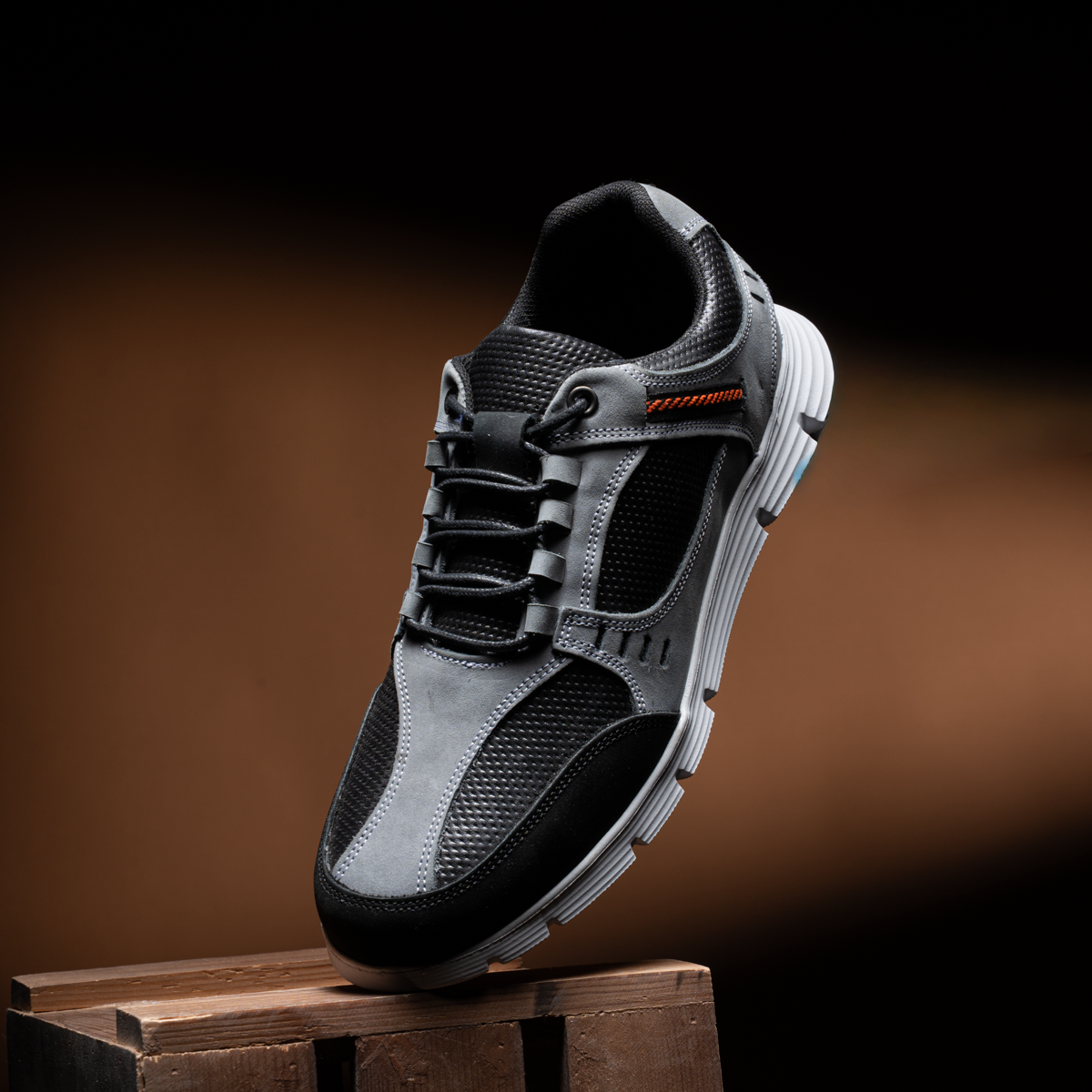 Classic Black Sneaker كود z17 (مخزن zd)