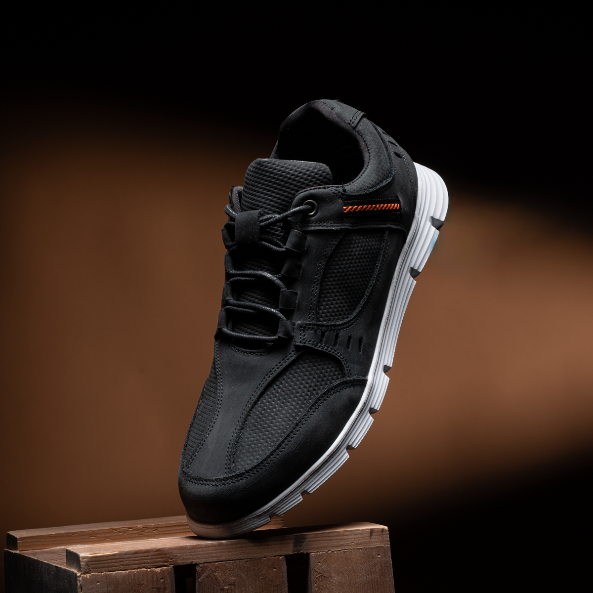 Classic Black Sneaker كود z17 (مخزن zd)
