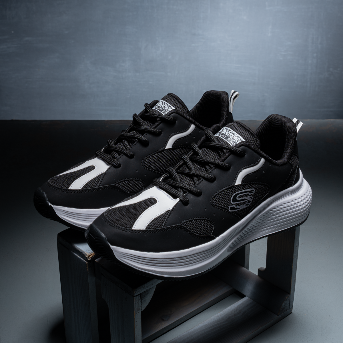 Skechers  رجالي  كودSR2 (مخزن EL1)