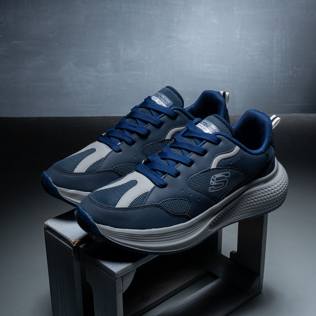 Skechers  رجالي  كودSR2 (مخزن EL1)