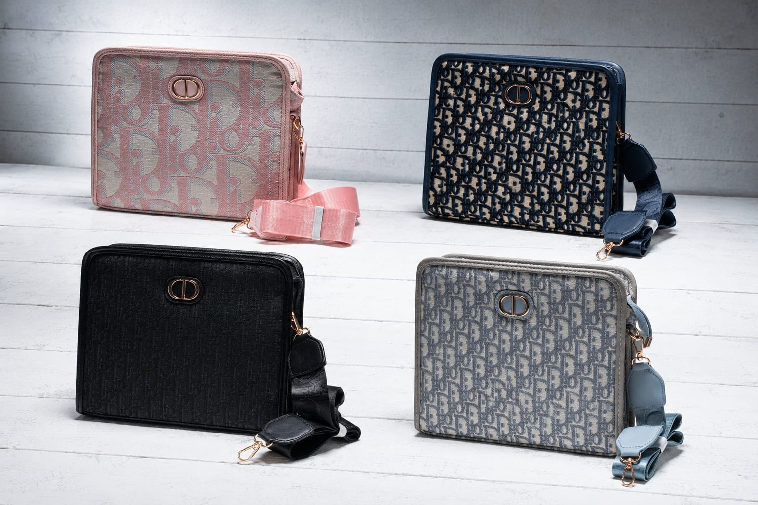 Dior 30 Montaigne Pouch 