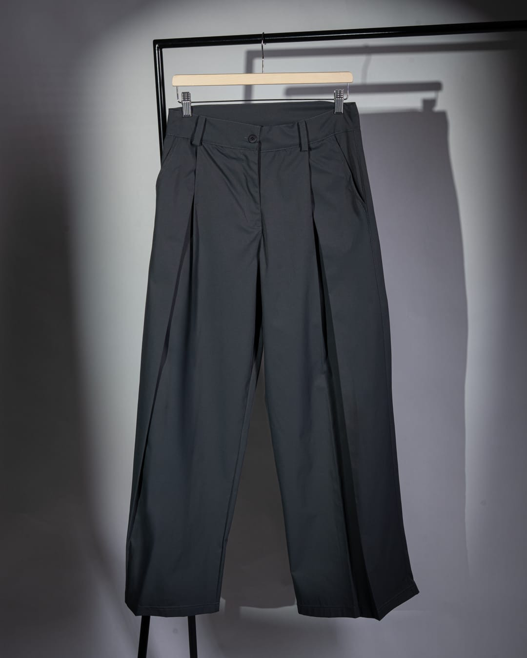  Women's Soft Pleated Pants
