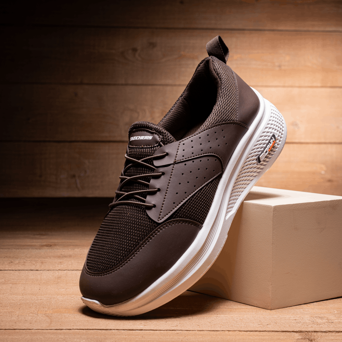 Go Win Skechers Kan32 ( مخزن 309 )
