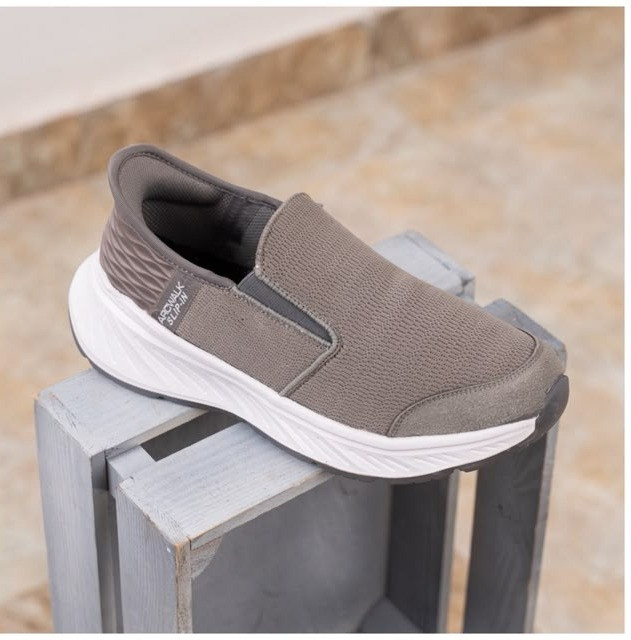 كوتشي Skechers كود SN3 (مخزنW3)