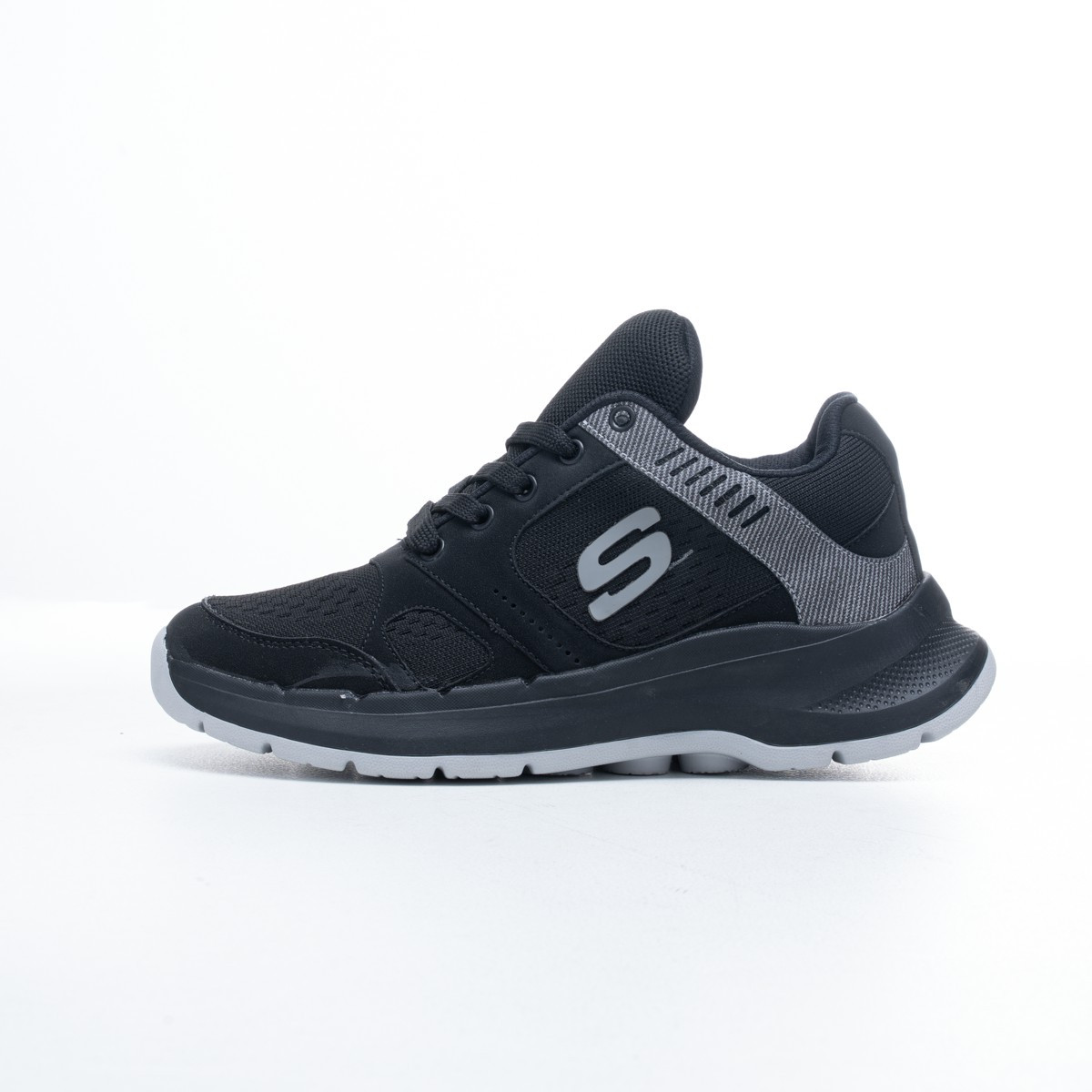 كوتش skechers رجالي  Lkm ( مخزن81)