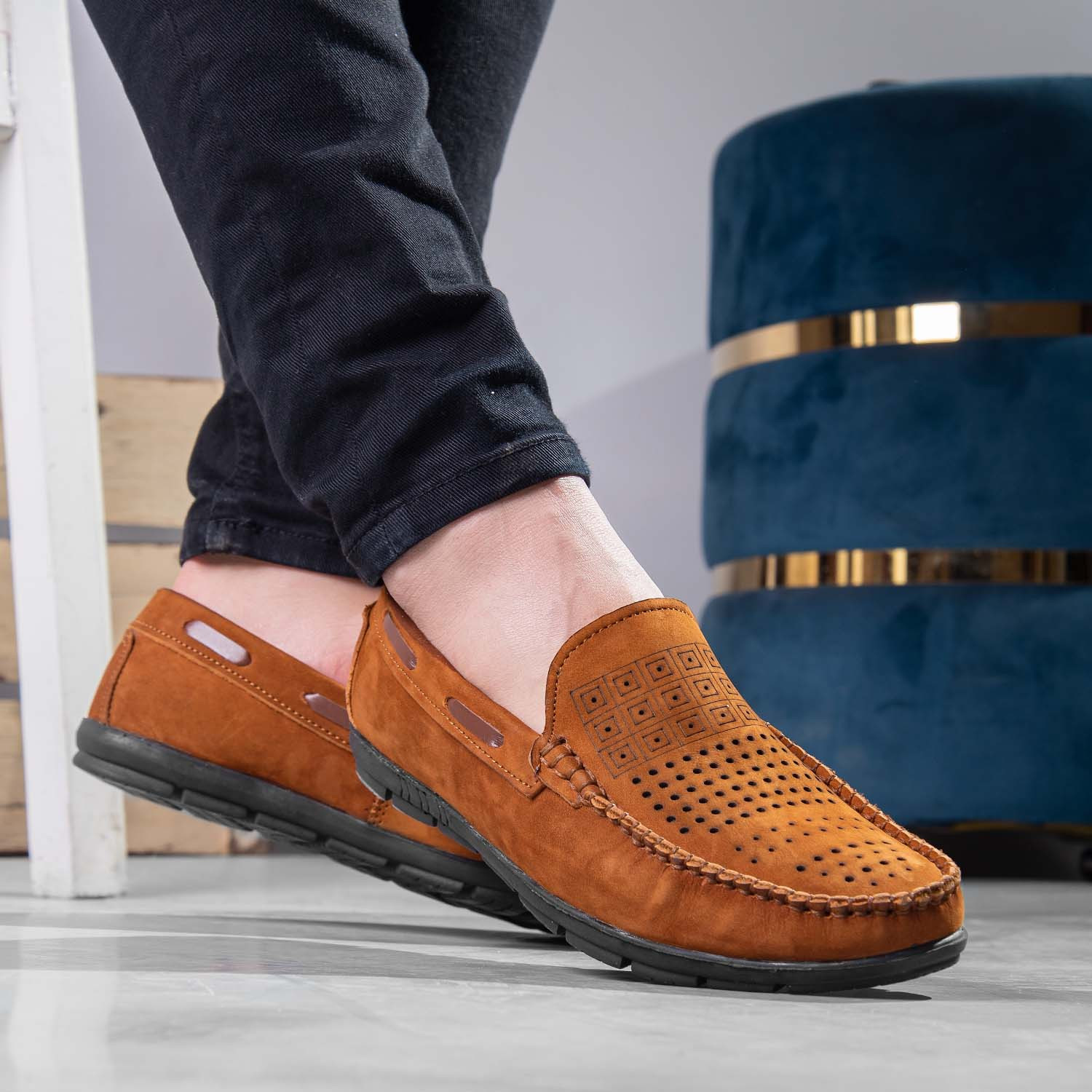 حذاء موديل- M1 ( مخزن رقم 5 )
