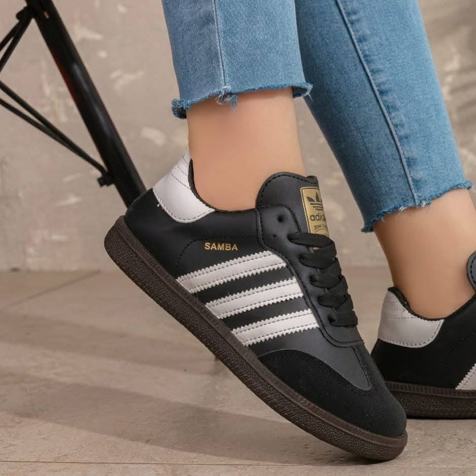 Women's Samba Shoes