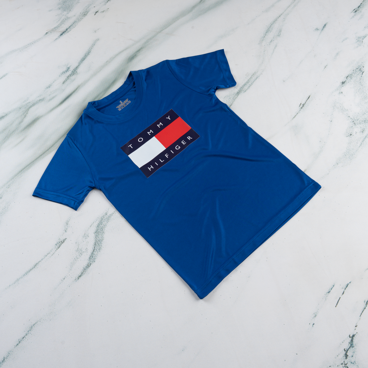 تيشيرت Tommy أطفالي وشبابي وبناتي خامة روزيتا مستوردة