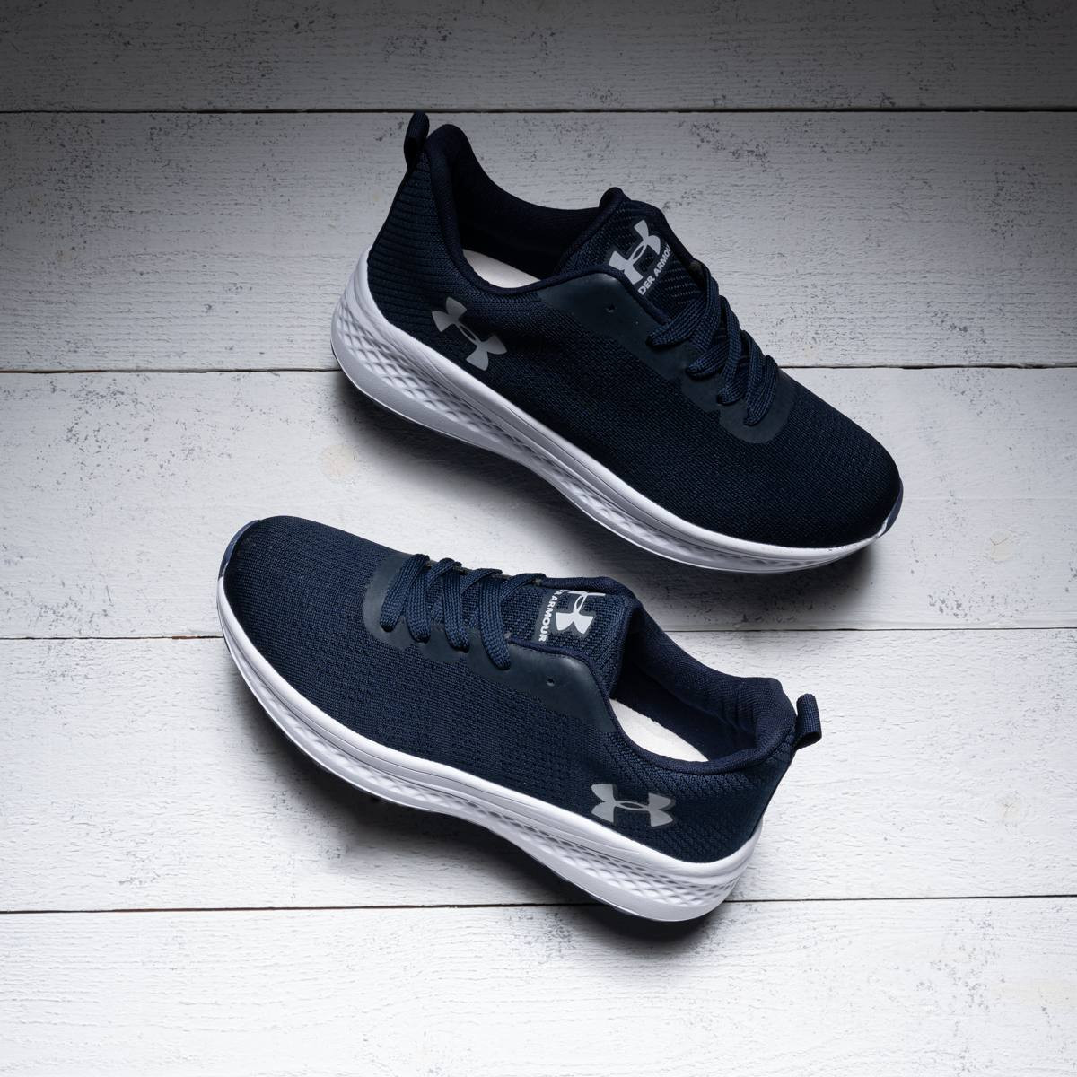 كوتشي UNDER ARMOUR ايڤا K18 ( مخزن 16 )
